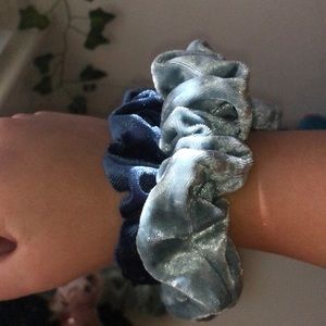 A scrunchie bundle with two blues